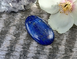 Lapis lazuli kabošon 9,2 g