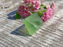Fluorit oktaedr 7,1 g, Čína