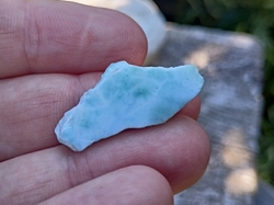 LARIMAR surový plátek 4,9 g - DELFÍN