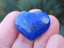 Lapis lazuli SRDCE 7 g 